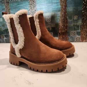Michael Kors Tan Shearling Chelsea Boots